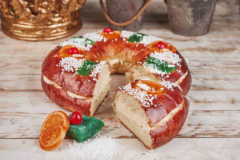 roscon de reyes relleno de turron